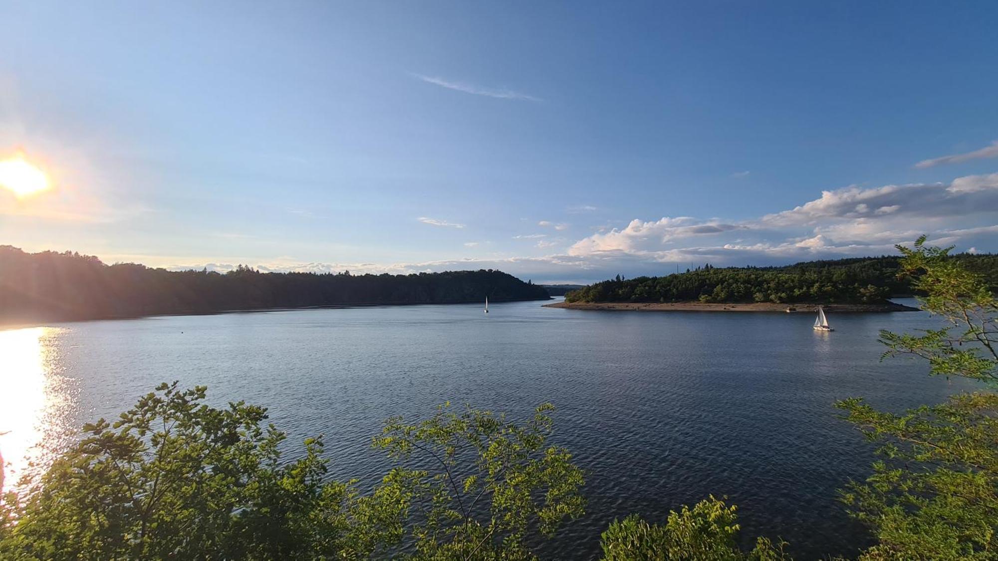 Orlická přehrada Chata Malá Kožlí u Orlíka Esterno foto