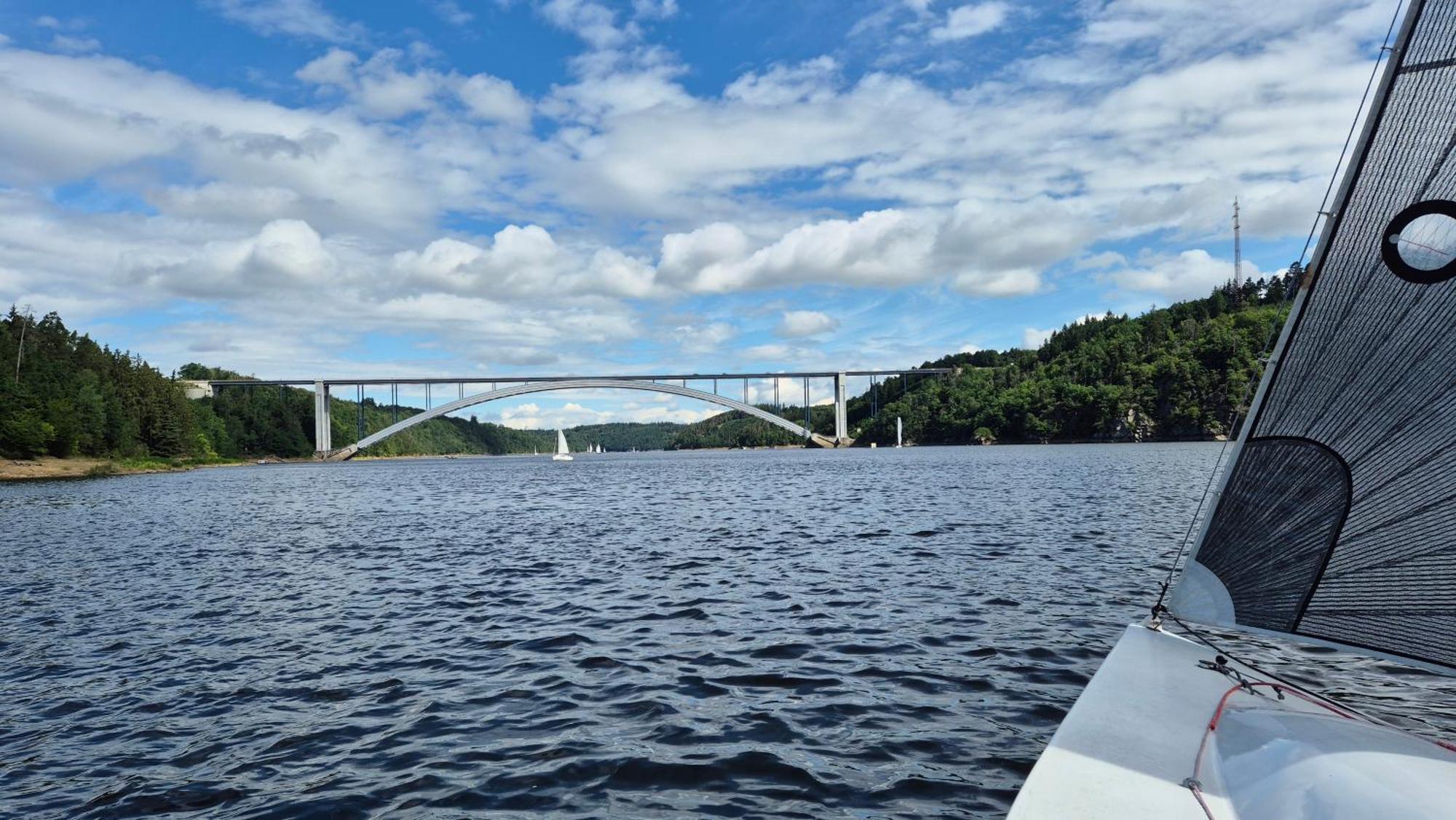 Orlická přehrada Chata Malá Kožlí u Orlíka Esterno foto